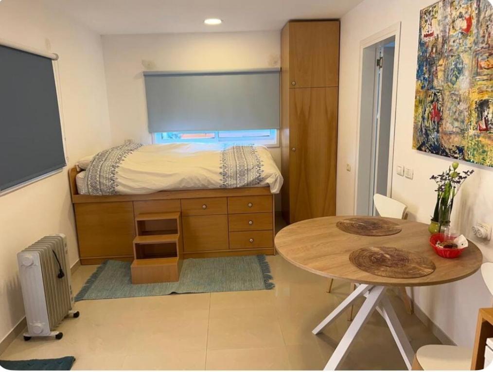 Apartment Iris Privet Mevasseret Zion